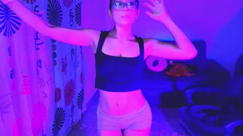 Snapshot of gia_flame_ chatting on 28, 10, 2025 gia_flame_ online show from 28, 10, 2025