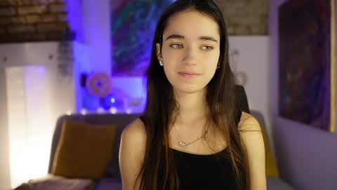 Gia Paige18 online show from 18, 12, 2024