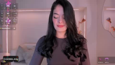 Gia Ferrera online show from 2, 3, 2025