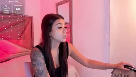 Gia  online show from 14, 12, 2025