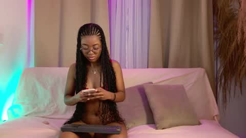 Gia  online show from 16, 12, 2025