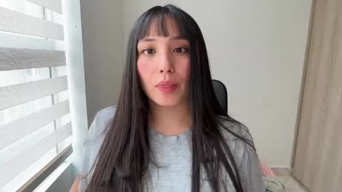 Snapshot of giannalee_ chatting on 14, 4, 2026 Gianna Lee online show from 14, 4, 2026