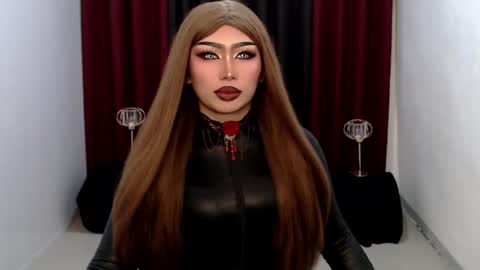 Snapshot of giaxxx01 chatting on 17, 2, 2025 Gia X online show from 17, 2, 2025
