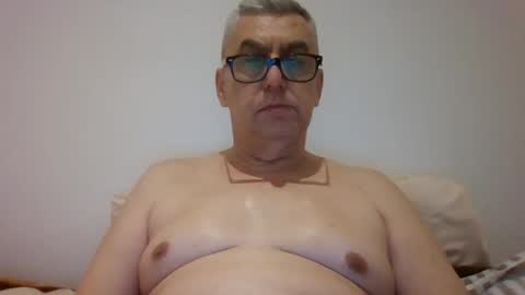 gigi1970 online show from 25, 12, 2024