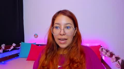 Snapshot of gigimooon chatting on 21, 9, 2025 gigimooon online show from 21, 9, 2025