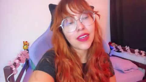 Snapshot of gigimooon chatting on 3, 11, 2025 gigimooon online show from 3, 11, 2025