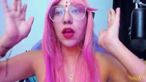 Snapshot of gigimooon chatting on 9, 11, 2025 gigimooon online show from 9, 11, 2025