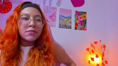 gigimooon online show from 3, 5, 2026