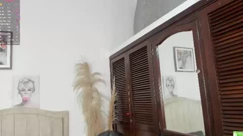 Snapshot of giiny_ chatting on 8, 7, 2026 pamela online show from 8, 7, 2026