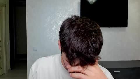 gilbertogonzales online show from 12, 3, 2025