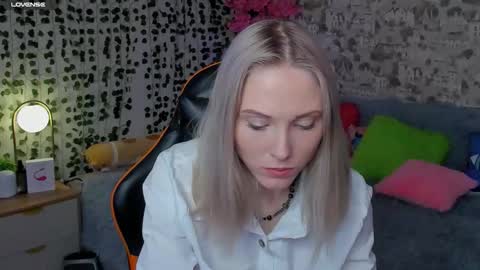 Snapshot of gina_lovelyy chatting on 26, 5, 2026 Gina online show from 26, 5, 2026