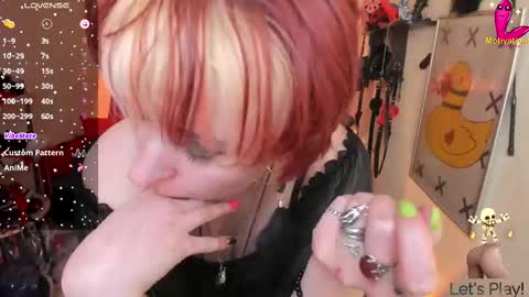 Gina Moor online show from 3, 3, 2025