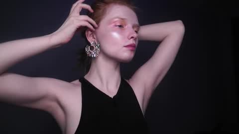        im expecting 350 thumbs up on my altar   online show from 10, 2, 2025