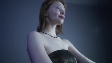        im expecting 350 thumbs up on my altar   online show from 5, 3, 2025