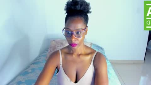 Snapshot of ginger_smil chatting on 12, 7, 2026 Diana online show from 12, 7, 2026