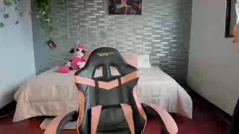 Ginger online show from 8, 9, 2025