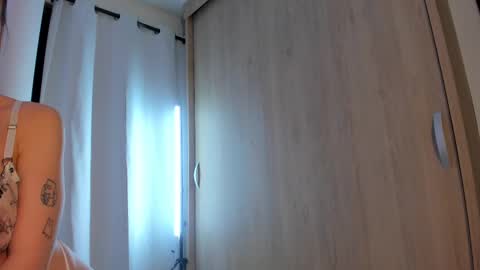 Snapshot of gintonicax chatting on 28, 9, 2025 Ginevra online show from 28, 9, 2025