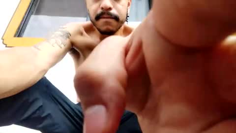 Snapshot of gio_lorenz chatting on 13, 10, 2025 gio_lorenz online show from 13, 10, 2025