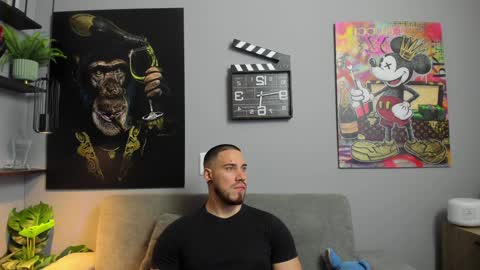 Giorgio leone online show from 3, 2, 2025