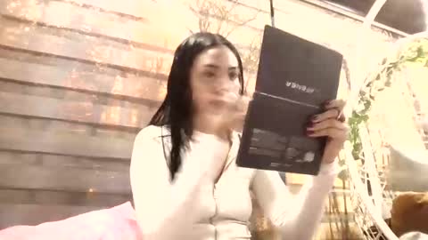 giovanna_oliveria online show from 20, 12, 2025