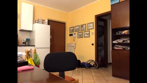 Snapshot of giovanni_1964 chatting on 14, 4, 2026 giovanni_1964 online show from 14, 4, 2026