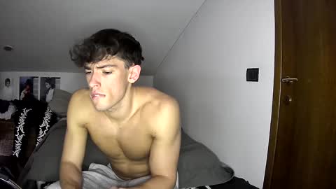 giovyyx online show from 3, 3, 2025