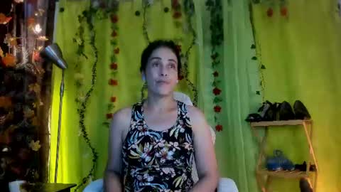 Girasol Walton online show from 12, 6, 2026