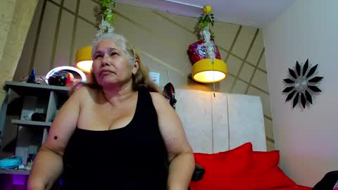 Girl Amada online show from 1, 3, 2025