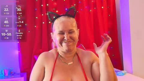 Girl Amada online show from 13, 1, 2026