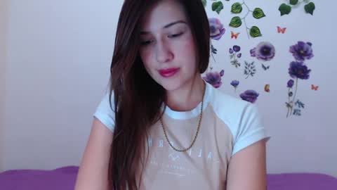 Snapshot of girl_naughty11 chatting on 5, 5, 2026 Isabella online show from 5, 5, 2026