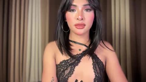 queen ronna online show from 21, 4, 2026