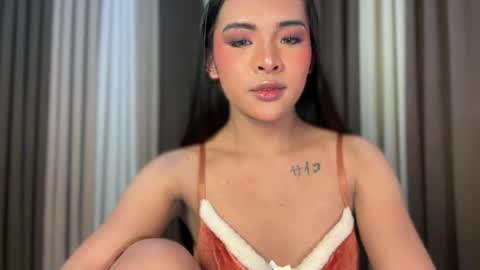 Snapshot of girlcock_dominantfucker chatting on 6, 7, 2026 queen ronna online show from 6, 7, 2026