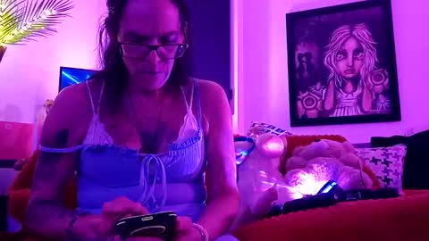 girls227445638252 online show from 31, 3, 2026