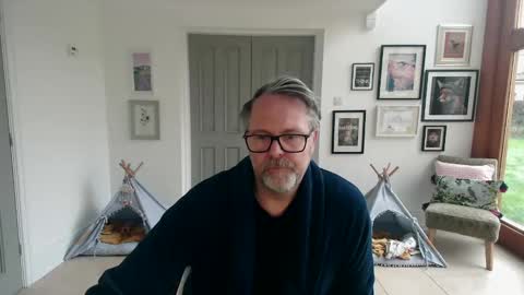 girlsandbikes online show from 11, 1, 2026