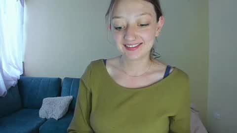 Maze    Thumbs up online show from 6, 1, 2025