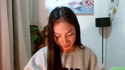 Snapshot of girlwhobelieveinmagic chatting on 6, 1, 2025 Callmenor online show from 6, 1, 2025