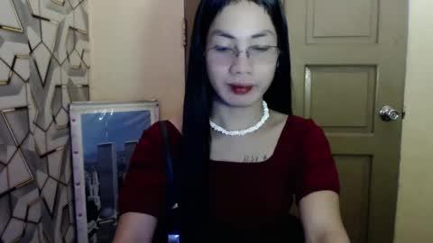 Snapshot of girlwhobelieveinmagic chatting on 28, 1, 2025 Callmenor online show from 28, 1, 2025