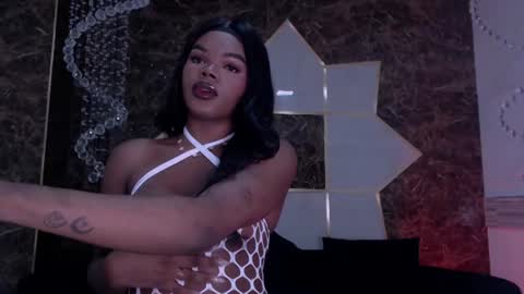 gisela_valencia online show from 19, 6, 2026