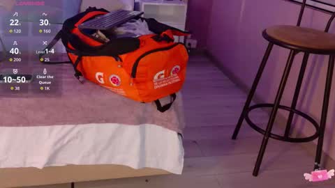     online show from 14, 10, 2025