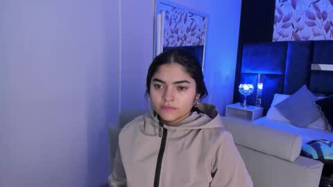     online show from 2, 12, 2025