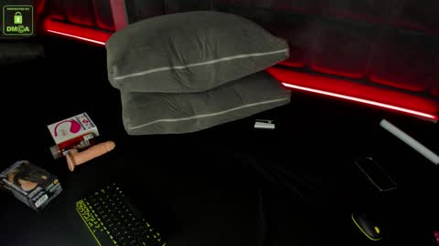 Snapshot of giselleparton chatting on 13, 12, 2024 Giselle online show from 13, 12, 2024