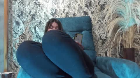 Gissel angel online show from 8, 1, 2025