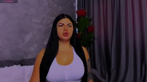 Giulia online show from 19, 6, 2026