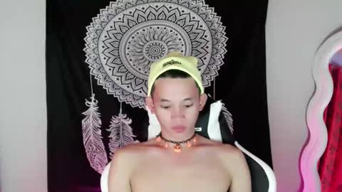 givemethrillx online show from 11, 1, 2025