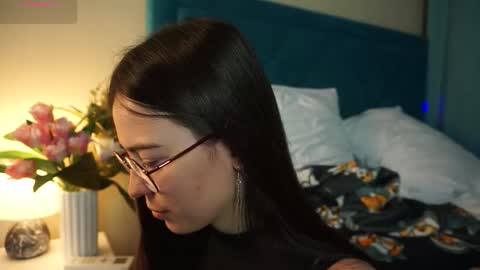 Agness online show from 2, 11, 2025