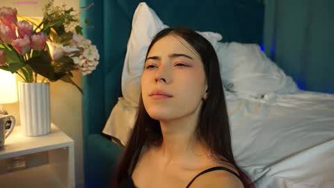 Agness online show from 4, 11, 2025