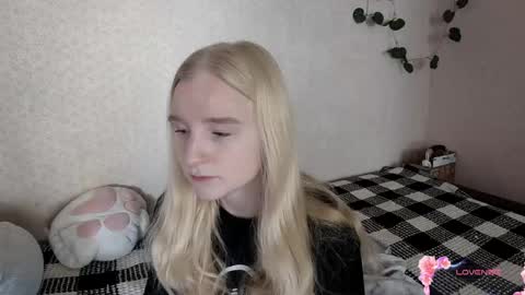 Snapshot of glennabeem chatting on 6, 5, 2026 Laura online show from 6, 5, 2026