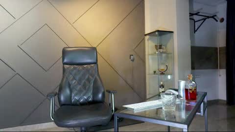 Matthew .. for short call me Matt online show from 23, 2, 2025