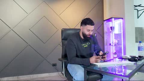 Matthew .. for short call me Matt online show from 27, 2, 2025