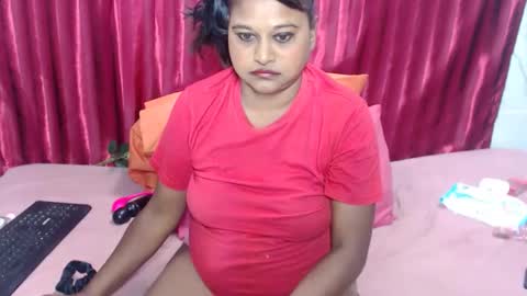 glitter candy online show from 7, 1, 2026